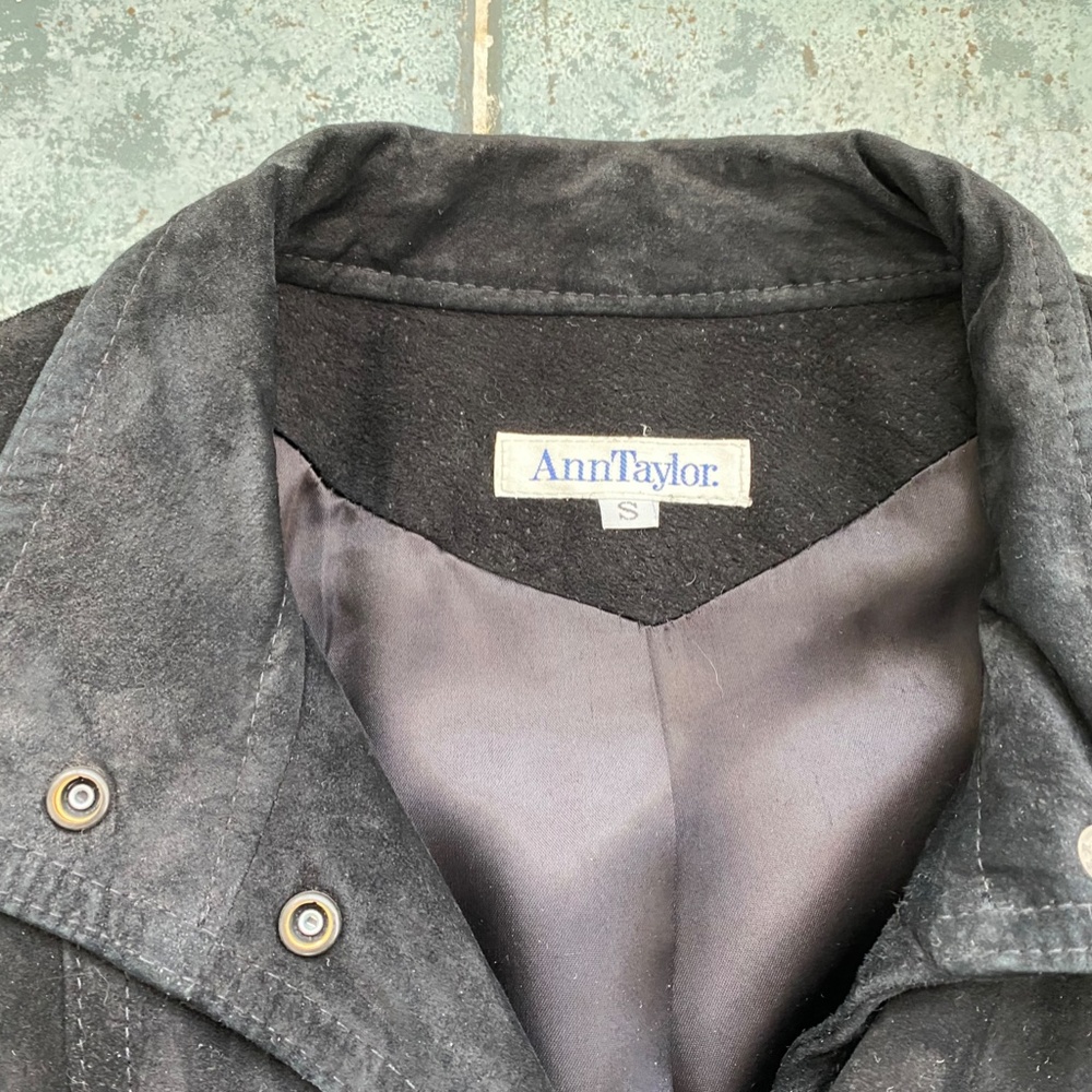 Vintage Black Suede Oversize Bomber Jacket - Picture 6 of 6